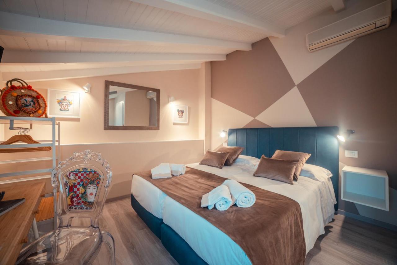 A'Coffa Rooms ตาออร์มินา ภายนอก รูปภาพ