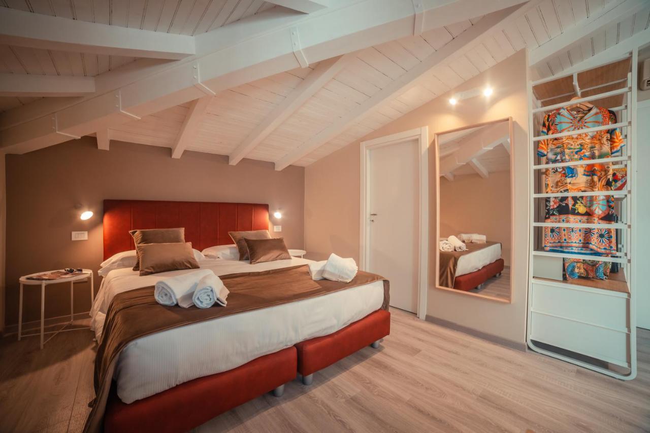 A'Coffa Rooms ตาออร์มินา ภายนอก รูปภาพ