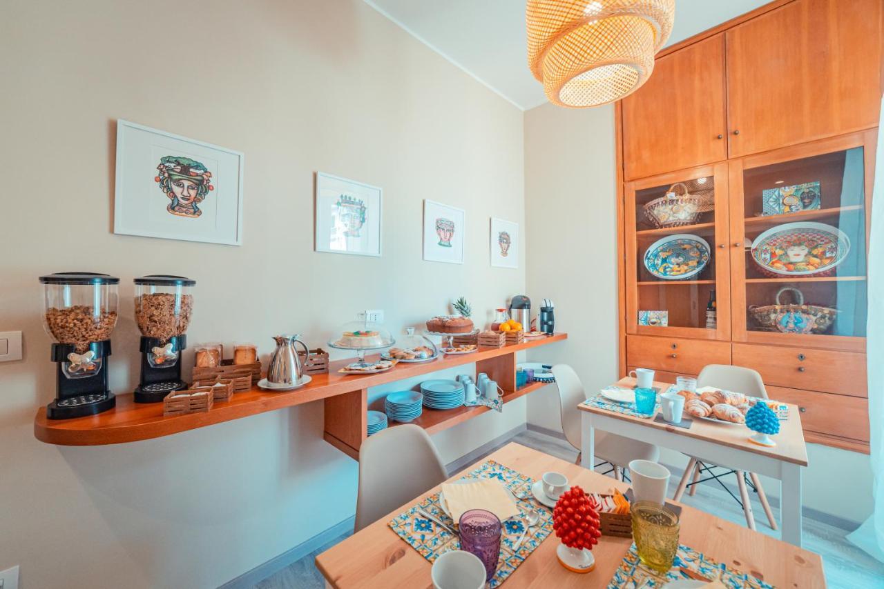 A'Coffa Rooms ตาออร์มินา ภายนอก รูปภาพ